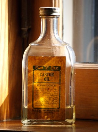 Castor oil (Ricini oleum)